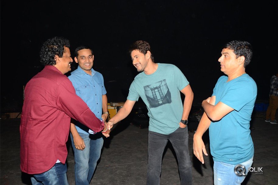 Srinivasa-Kalyanam-Trailer-Launched-By-Mahesh-Babu